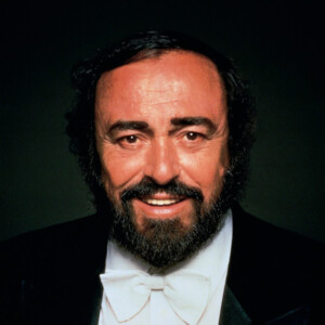 Luciano Pavarotti - O Holy Night